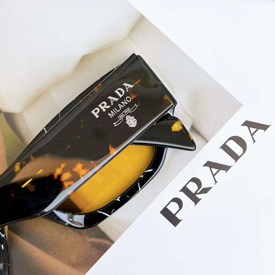Prada Unisex Sunglasses Prada Logo Frame Compatible Graduated Lenses Standard Fit