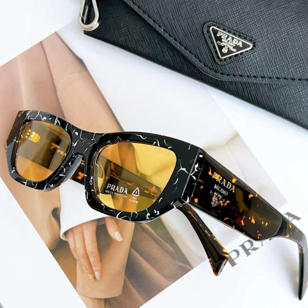 Prada Unisex Sunglasses Prada Logo Frame Compatible Graduated Lenses Standard Fit