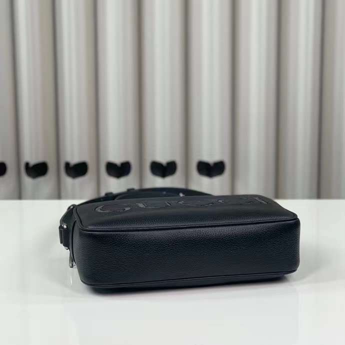 G*u*i unisex mini shoulder bag black leather grey black gg supreme canvas