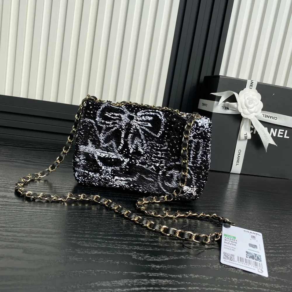 Chanel Women Flap Bag in Sequins & Gold-Tone Metal-Black