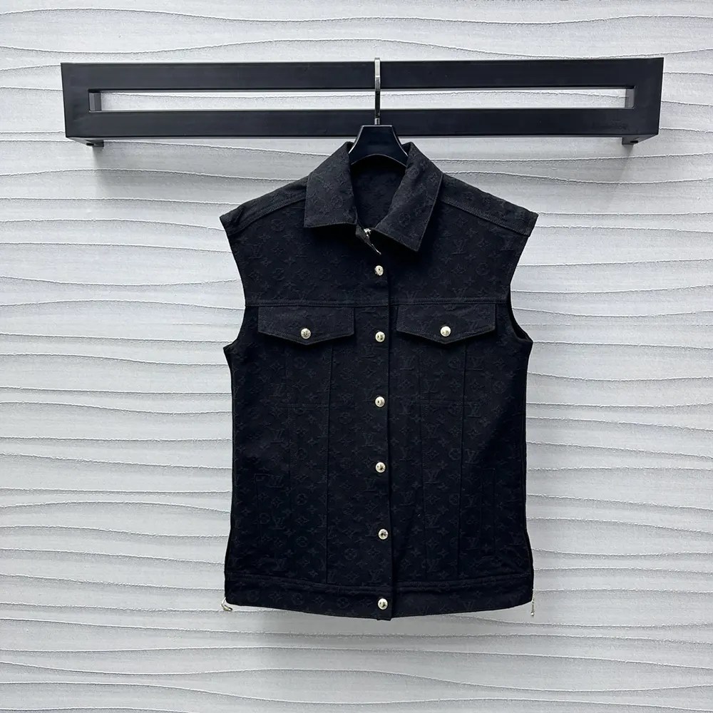 Louis Vuitton Women Sleeveless Monogram Jacquard Denim Jacket 1AGHDP