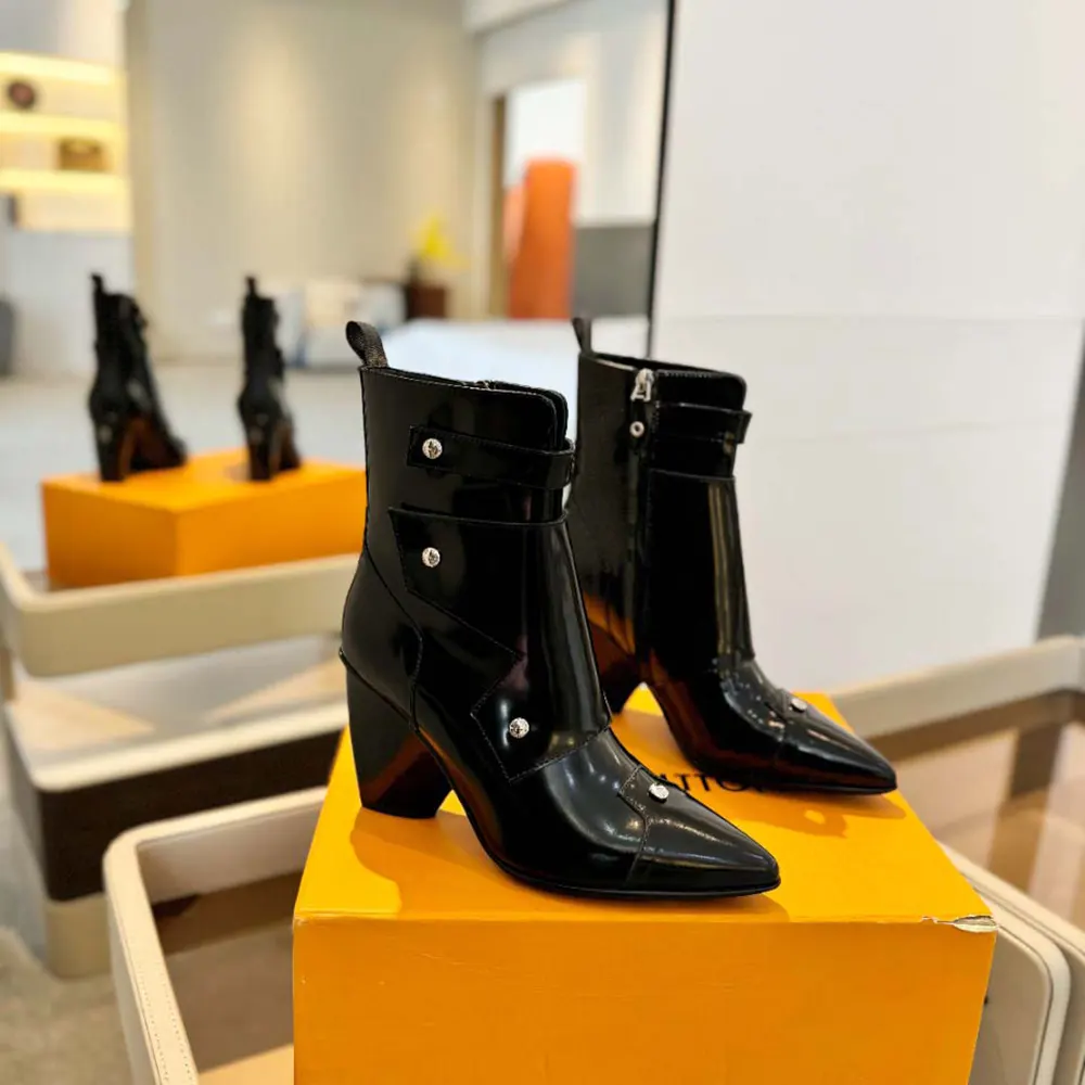 Louis Vuitton Women Trinity Ankle Boot-Black 1AD1TF