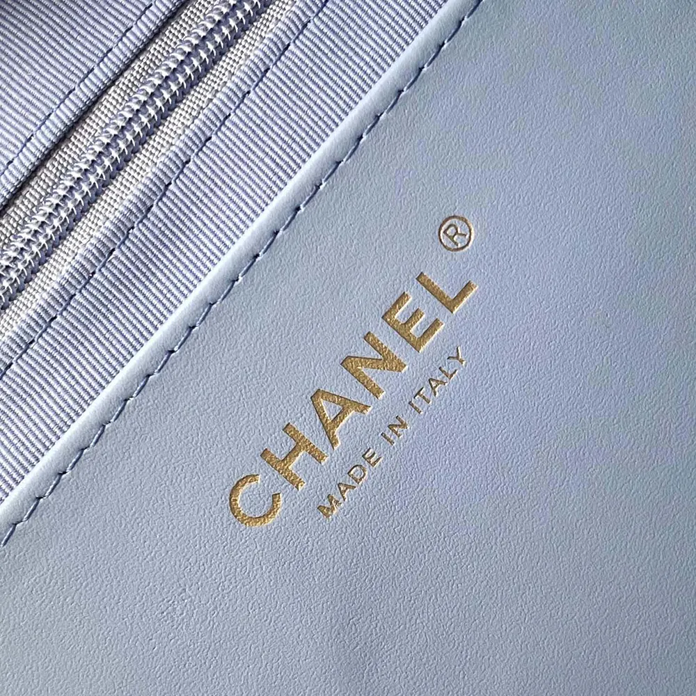 Chanel Women Large Hobo Bag Washed Denim Gold Tone Metal-Blue