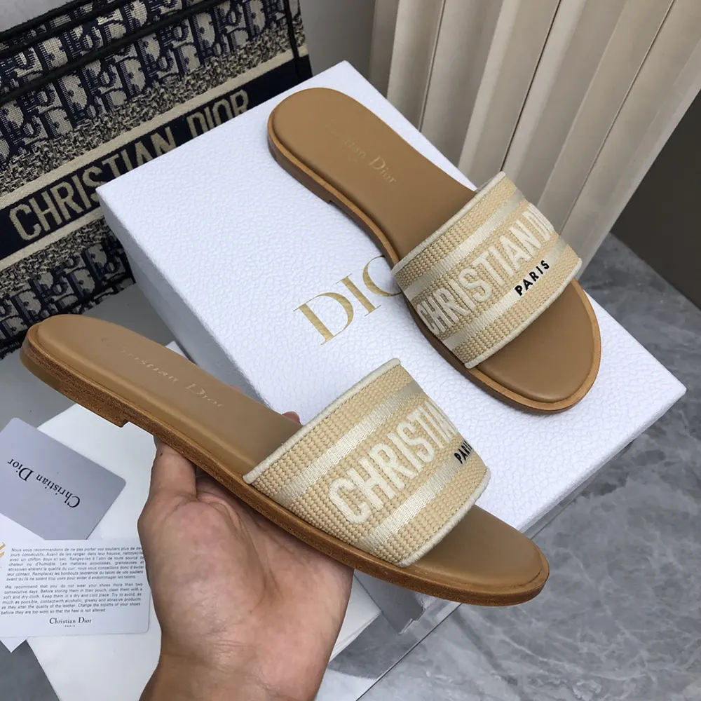Dior Women Dioriviera Dway Slide Natural Raffia and White Embroidered Cotton