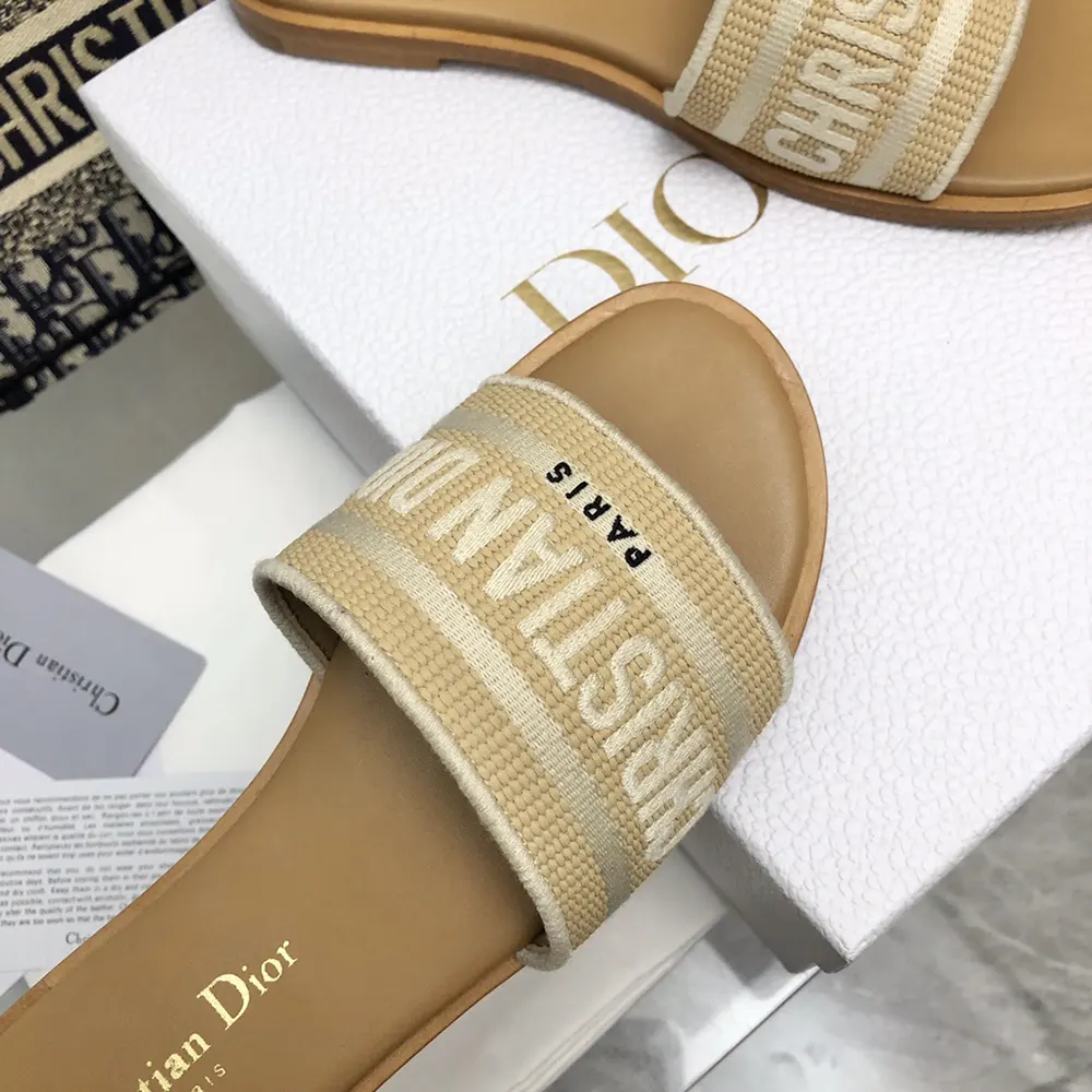 Dior Women Dioriviera Dway Slide Natural Raffia and White Embroidered Cotton