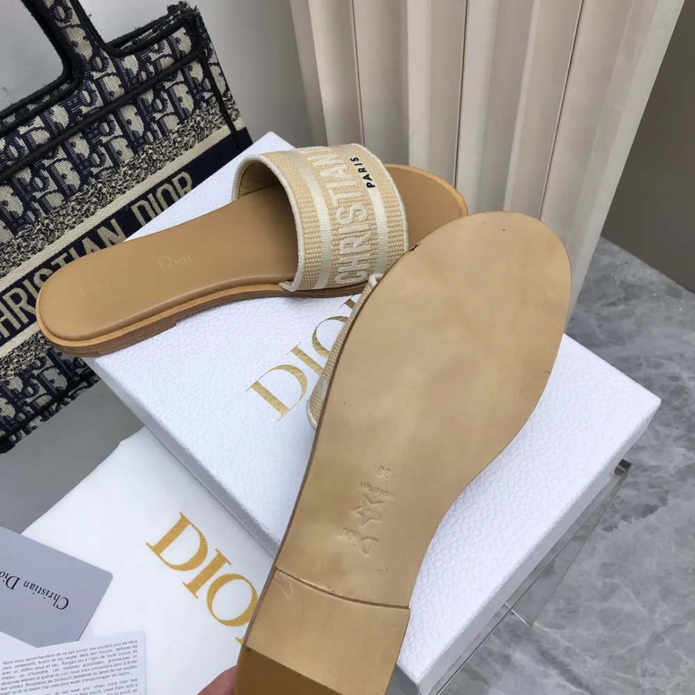 Dior Women Dioriviera Dway Slide Natural Raffia and White Embroidered Cotton