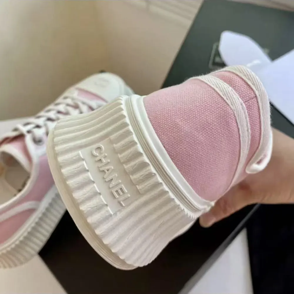 Chanel Women Thick Soled Sneaker-Pink