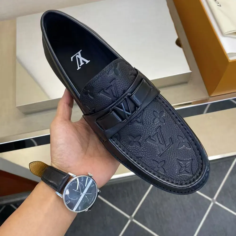 Louis Vuitton LV Men Major Loafer in Calf Leather-Black