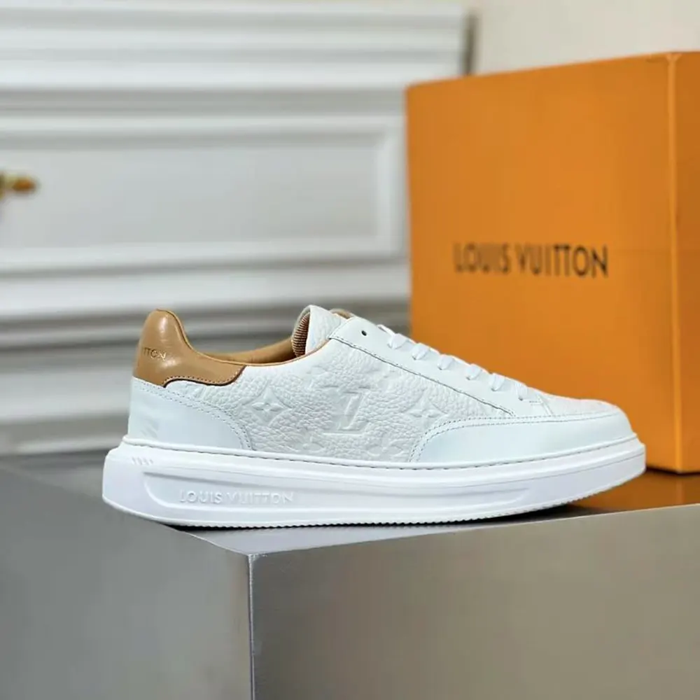 Louis Vuitton LV Unisex Beverly Hills Sneaker in Calf Leather-White 1A8V3N