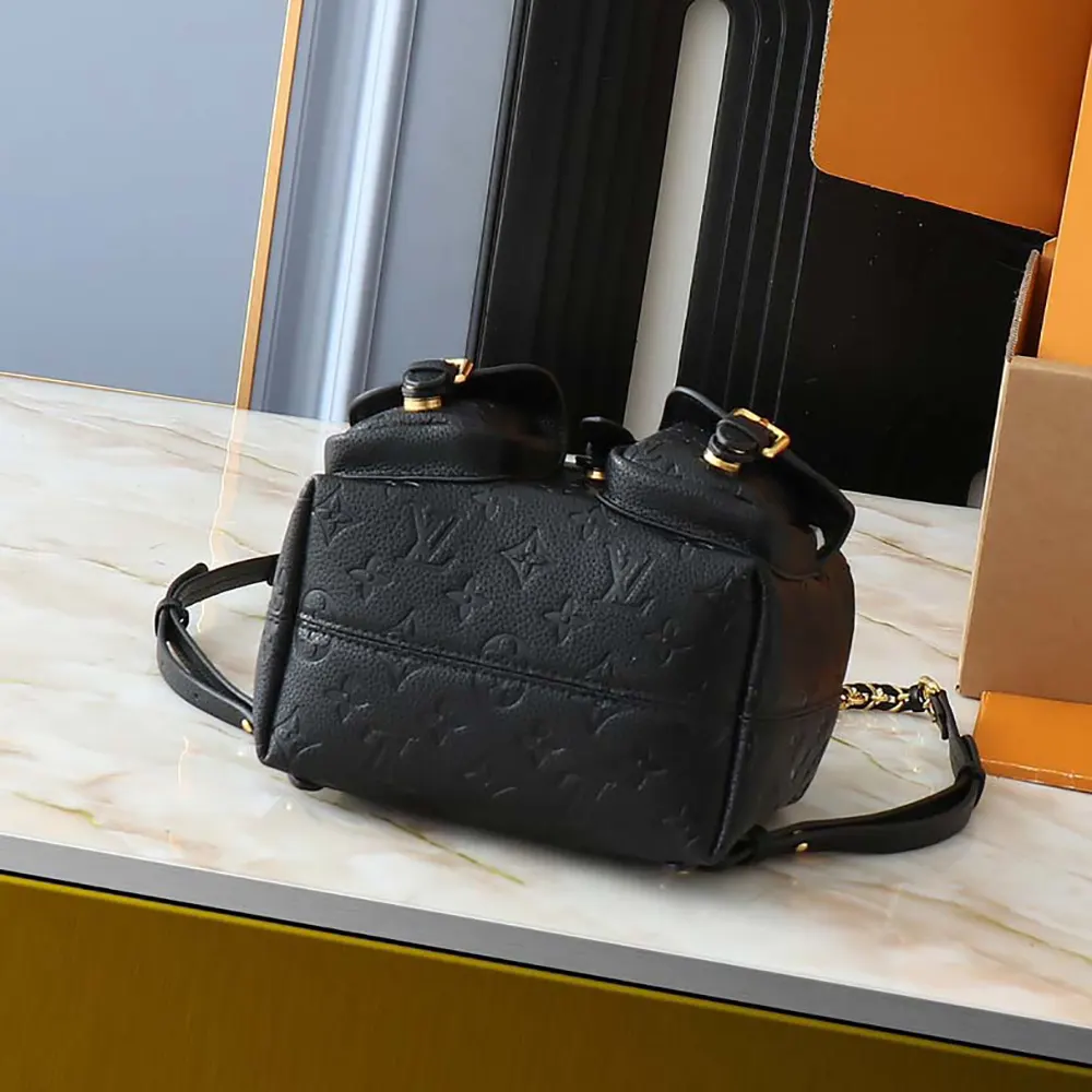 Louis Vuitton LV Women Backup in Cowhide-leather Trim-Black M47072