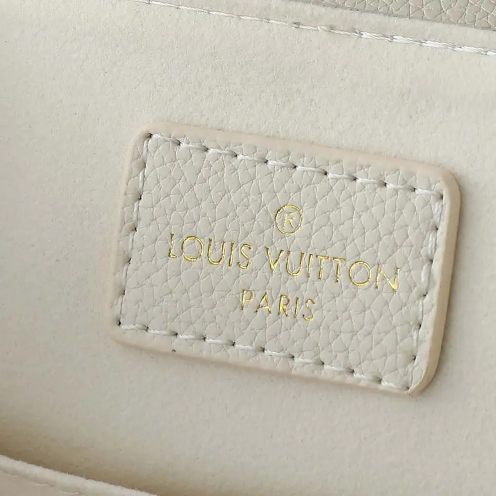 Louis Vuitton LV Women Backup in Cowhide-leather Trim-White M47106
