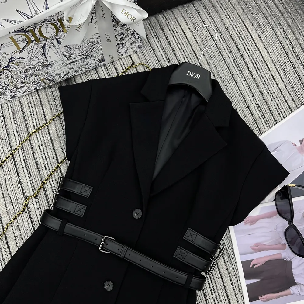 Dior Women Short-Sleeved Belted Jacket Black Virgin Wool and Silk Grain de Poudre
