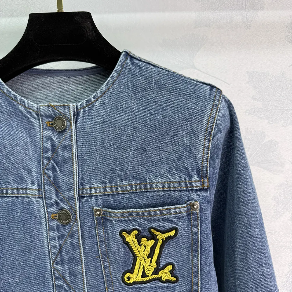 Louis Vuitton Men Denim Fitted Jacket-Blue 1AHHS5