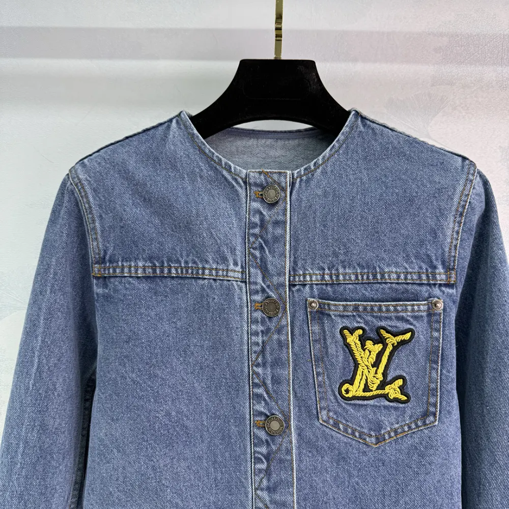 Louis Vuitton Men Denim Fitted Jacket-Blue 1AHHS5